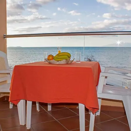 Apartment Frosos Beachfront Maisonette Acharavi