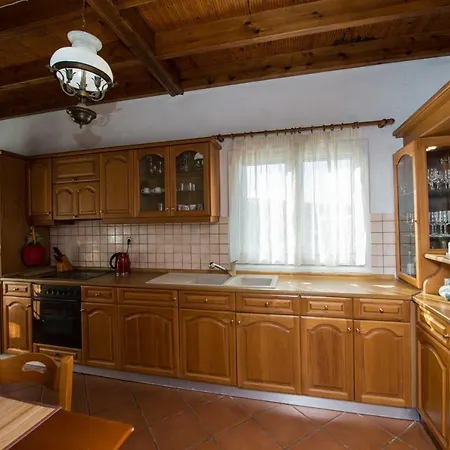 Frosos Beachfront Maisonette Acharavi *